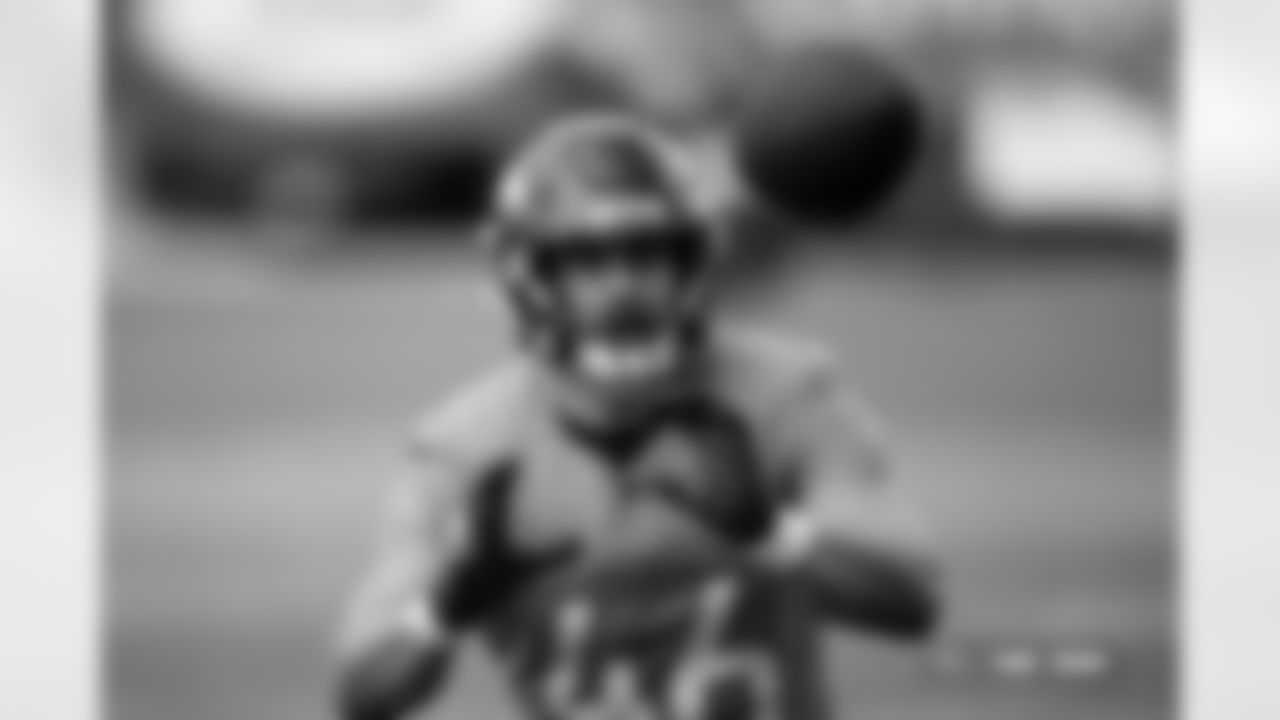 Adam Prentice during practice at Broncos Park Powered by CommonSpirit in Englewood, Colorado on December 11, 2025. Photo by Ben Swanson / Denver Broncos