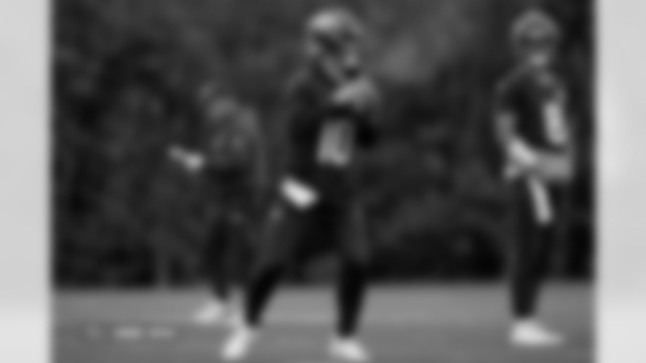 Bo Nix during practice at Tottenham Hotspur Football Club Training Ground in Enfield, England on October 9, 2025. Photo by Gabriel Christus / Denver Broncos