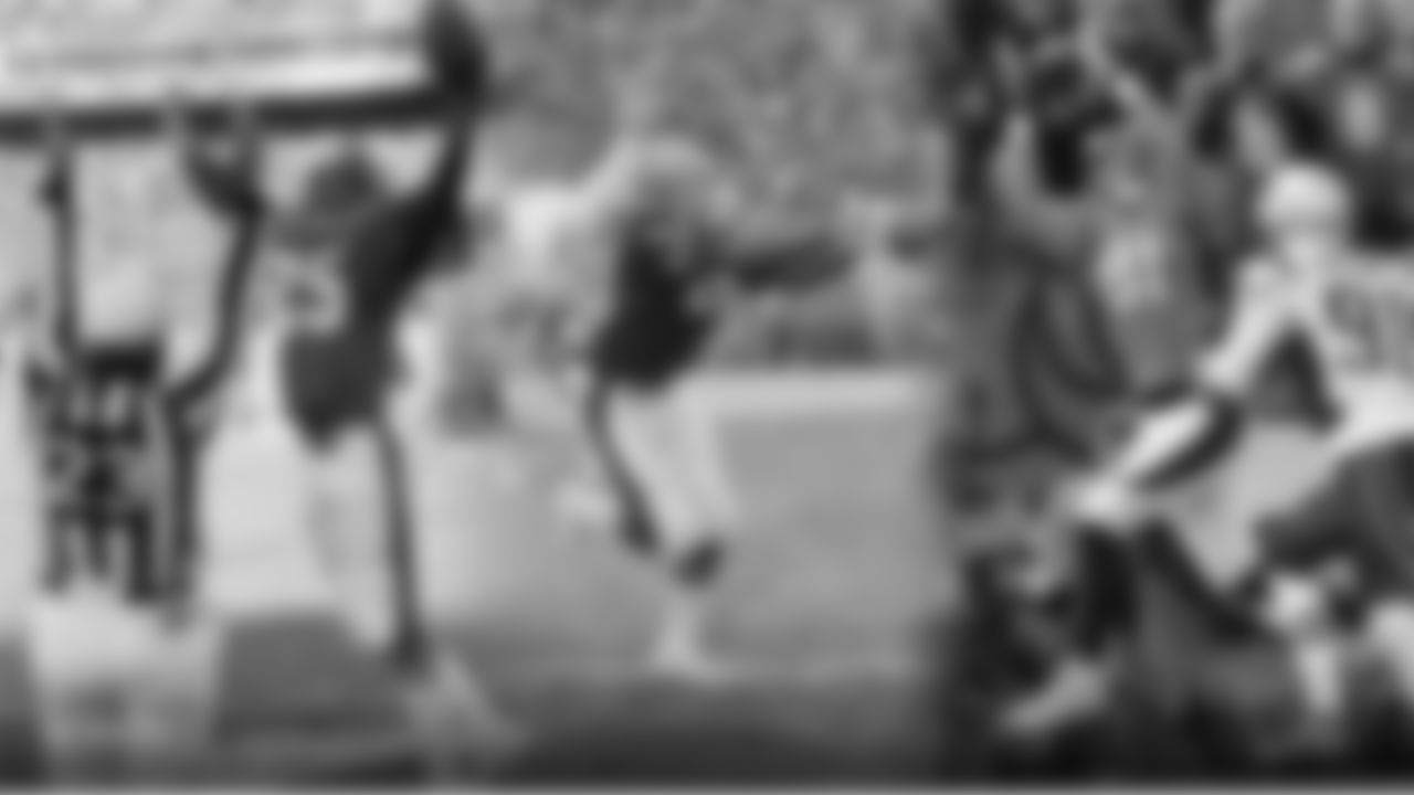 Most Receiving Touchdowns, Game
2 – Haven Moses vs. Oakland on Jan. 1, 1978; Clarence Kay vs. Houston on Jan. 10, 1988; Owen Daniels vs. New England on Jan. 24, 2016