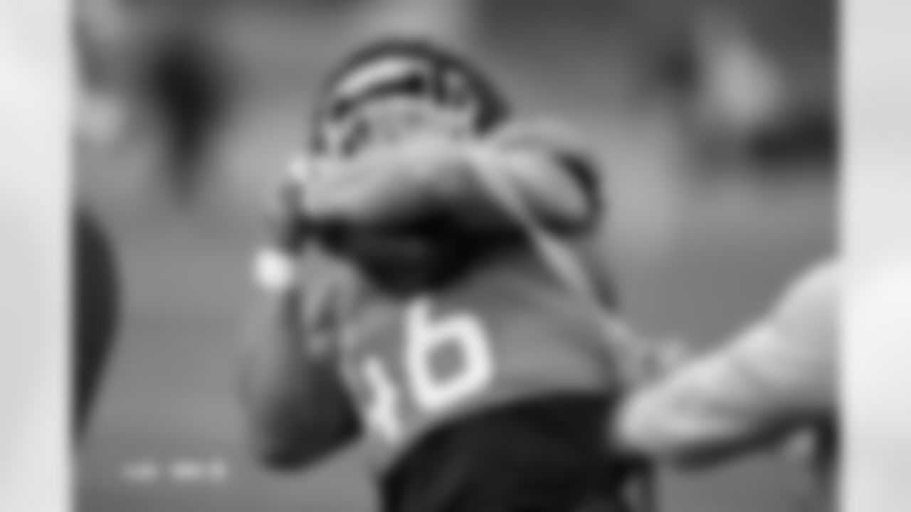 Adam Prentice during practice at Broncos Park Powered by CommonSpirit in Englewood, Colorado on January 1, 2026. Photo by Ben Swanson / Denver Broncos