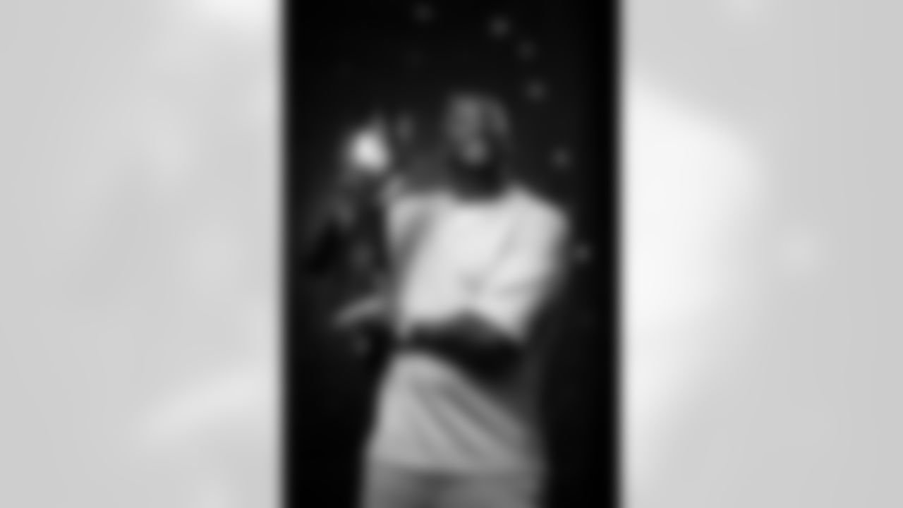 Aqib Talib poses for a portrait at the 2025 Alumni Weekend Reception on October 18, 2025. Photo by Ben Swanson / Denver Broncos