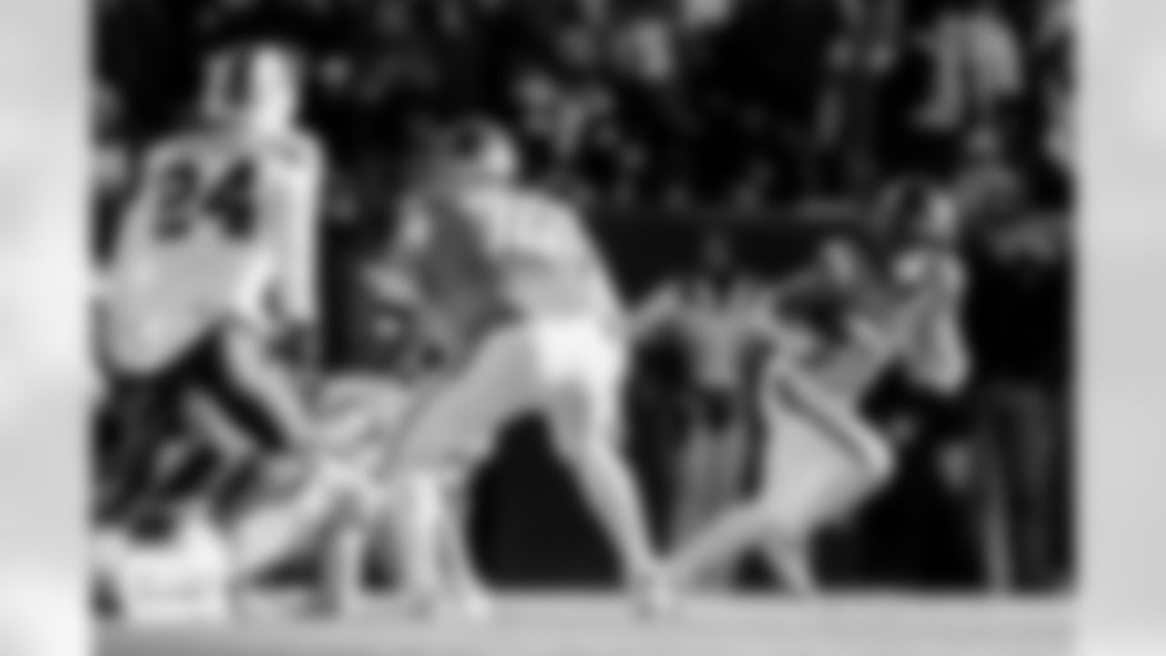 Denver Broncos running back Jaleel McLaughlin (38) runs with the ball during the Broncos' Divisional Round playoff game against the Buffalo Bills at Empower Field at Mile High in Denver, Colorado on January 17, 2026. Photo by Gabriel Christus / Denver Broncos