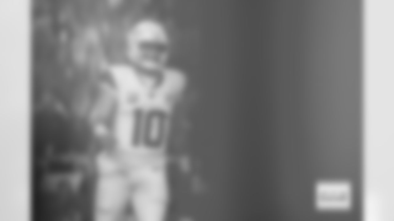 Denver Broncos quarterback Bo Nix (10) during the Broncos' Week 17 game against the Kansas City Chiefs at GEHA Field at Arrowhead Stadium in Kansas City, Missouri on December 25, 2025. Photo by Ben Swanson / Denver Broncos