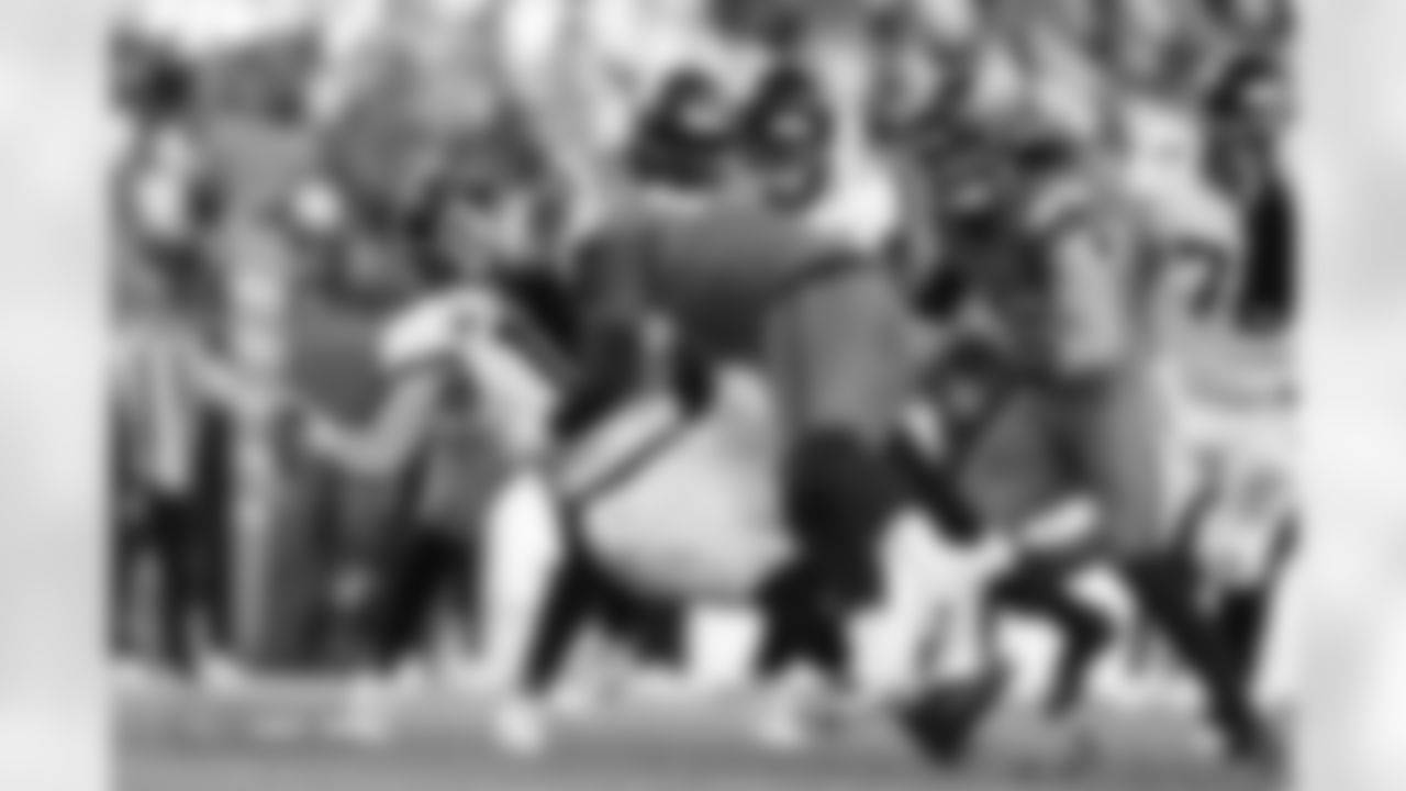 Malcolm Roach (97) during the Broncos' Week 16 game against the Jacksonville Jaguars at Empower Field at Mile High in Denver, Colorado on December 21, 2025. Photo by Ben Swanson / Denver Broncos