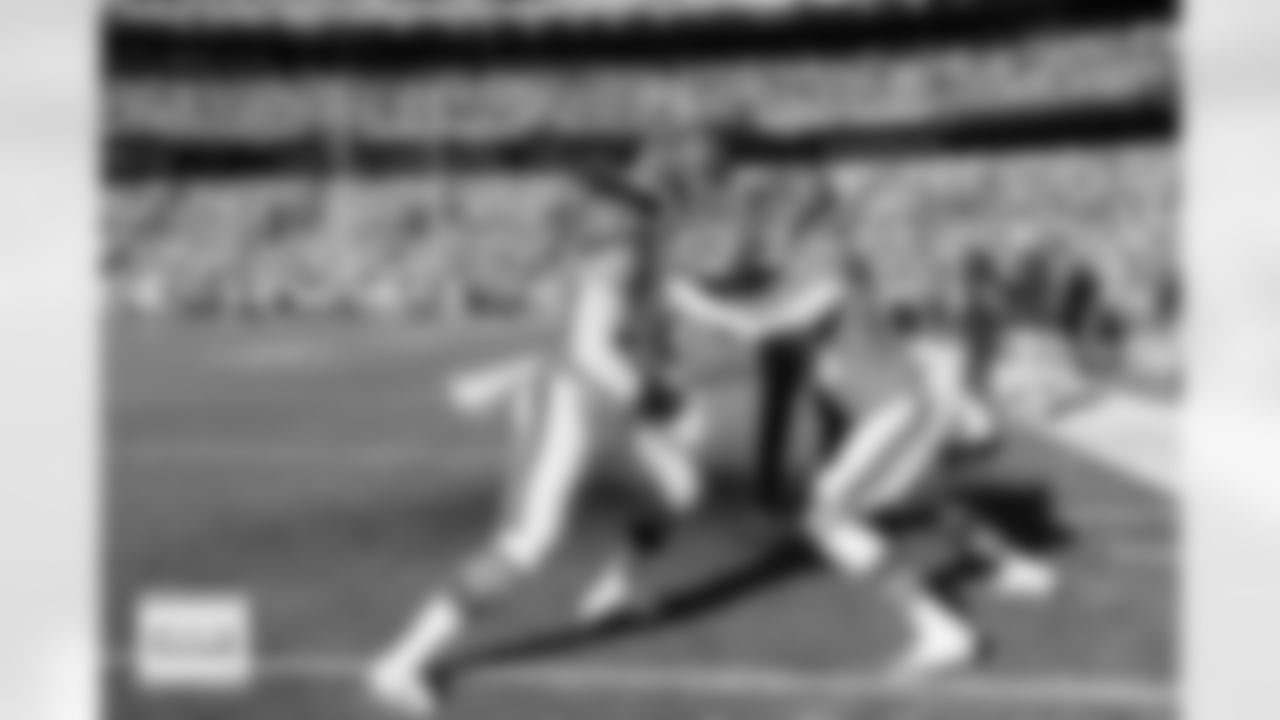 Alex Singleton and Justin Strnad before the Broncos' Week 18 game against the Los Angeles Chargers at Empower Field at Mile High in Denver, Colorado on January 4, 2026. Photo by Gabriel Christus / Denver Broncos