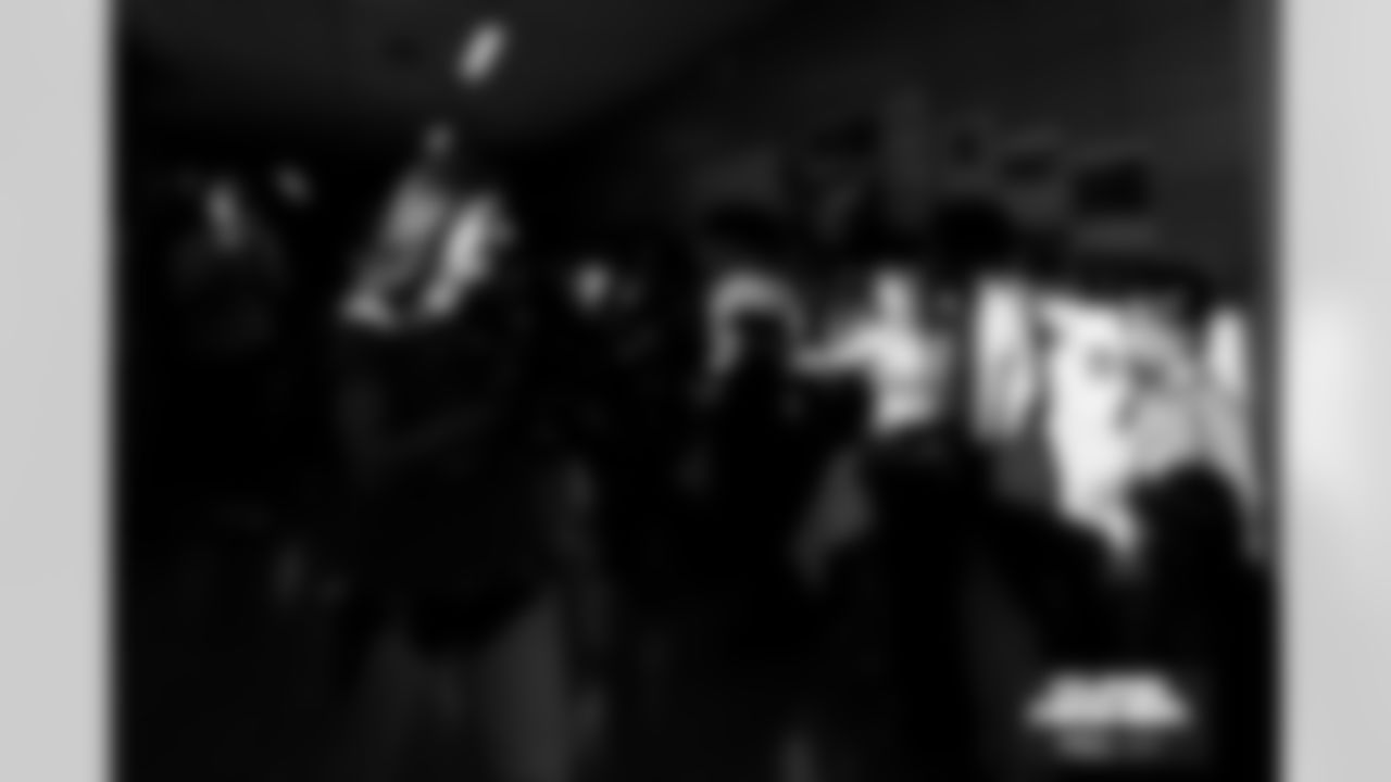 DBC Renee during a school hallway parade to celebrate the Denver Broncos making the playoffs on Thursday, January 15, 2026 at Montview Elementary School in Denver, Colorado.
Photo by Gabriel Christus / Denver Broncos