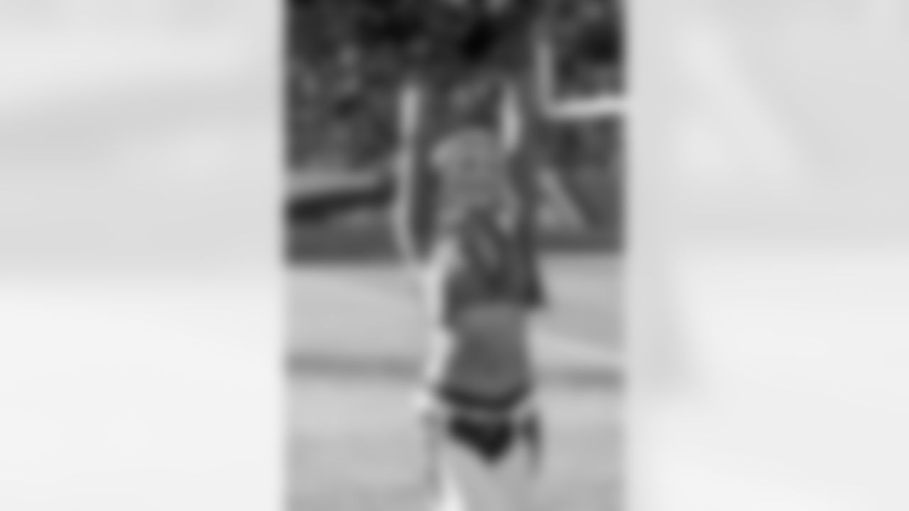 Denver Broncos Cheerleaders during the Broncos' Week 15 game against the Green Bay Packers at Empower Field at Mile High in Denver, Colorado on December 14, 2025. Photo by Paul Cloud / Denver Broncos