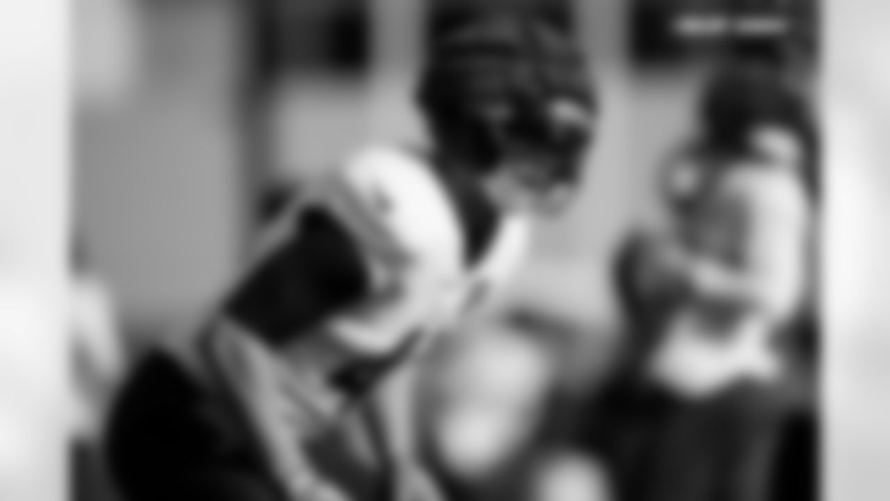 Drew Sanders during practice at Broncos Park Powered by CommonSpirit in Englewood, Colorado on January 13, 2026. Photo by Ben Swanson / Denver Broncos