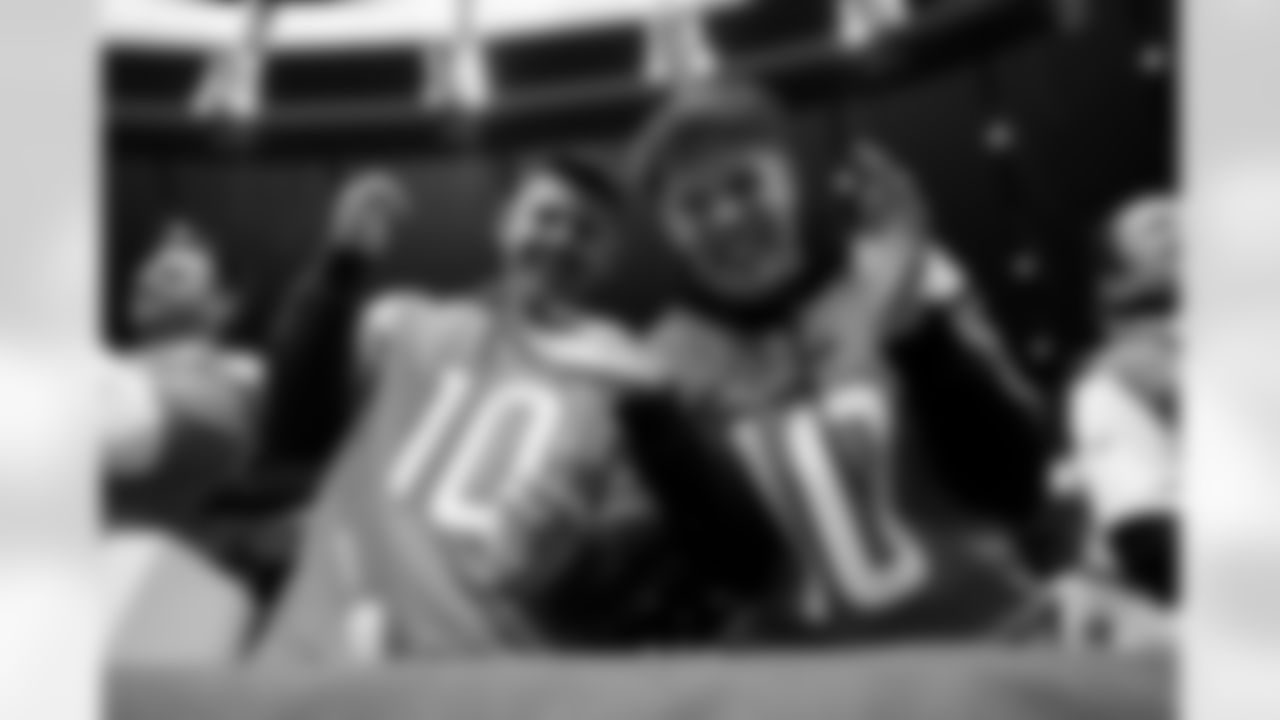 Fans cheer before the Broncos' Week 6 game against the New York Jets at Tottenham Hotspur Stadium in London, England on October 12, 2025. Photo by Ben Swanson / Denver Broncos