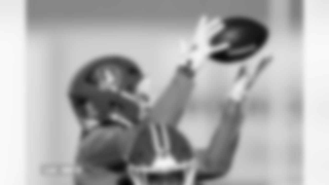 Evan Engram during practice at Broncos Park Powered by CommonSpirit in Englewood, Colorado on January 2, 2026. Photo by Ben Swanson / Denver Broncos