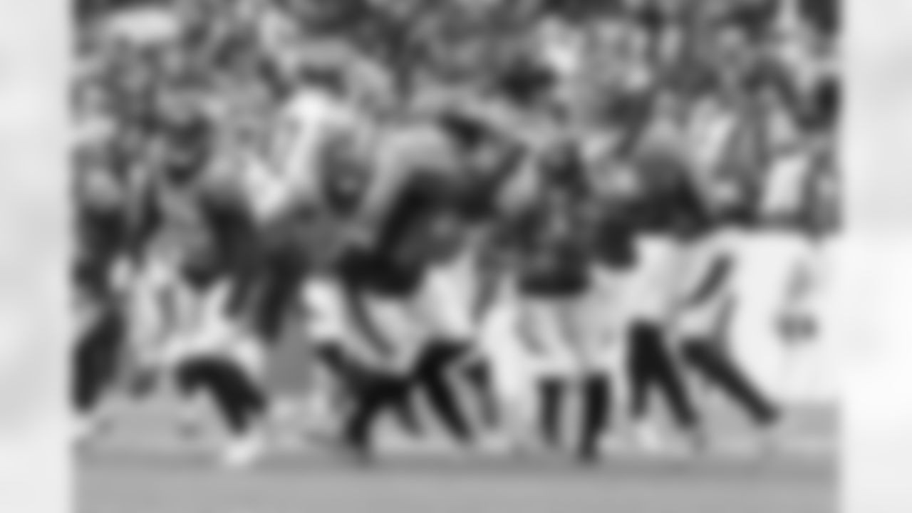 Denver Broncos cornerback Ja'Quan McMillian (29) celebrates with teammates after an interception during the Broncos' Week 8 game against the Kansas City Chiefs at Empower Field at Mile High in Denver, Colorado on October 29, 2023. Photo by Gabriel Christus / Denver Broncos