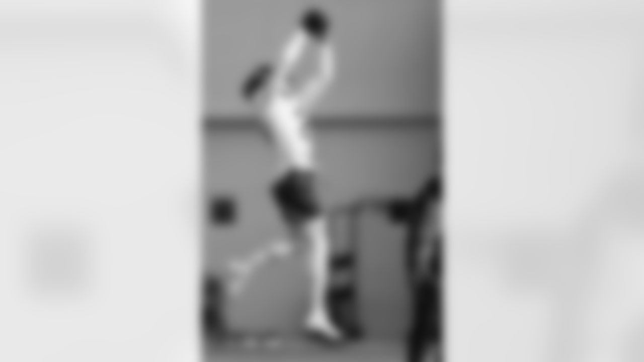 Riley Moss during practice on Friday, December 12, 2025 at Broncos Park Powered by CommonSpirit in Englewood, Colorado.
Photo by Gabriel Christus / Denver Broncos