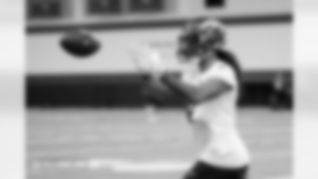 Talanoa Hufanga during practice at Broncos Park Powered by CommonSpirit in Englewood, Colorado on October 3, 2025. Photo by Ben Swanson / Denver Broncos