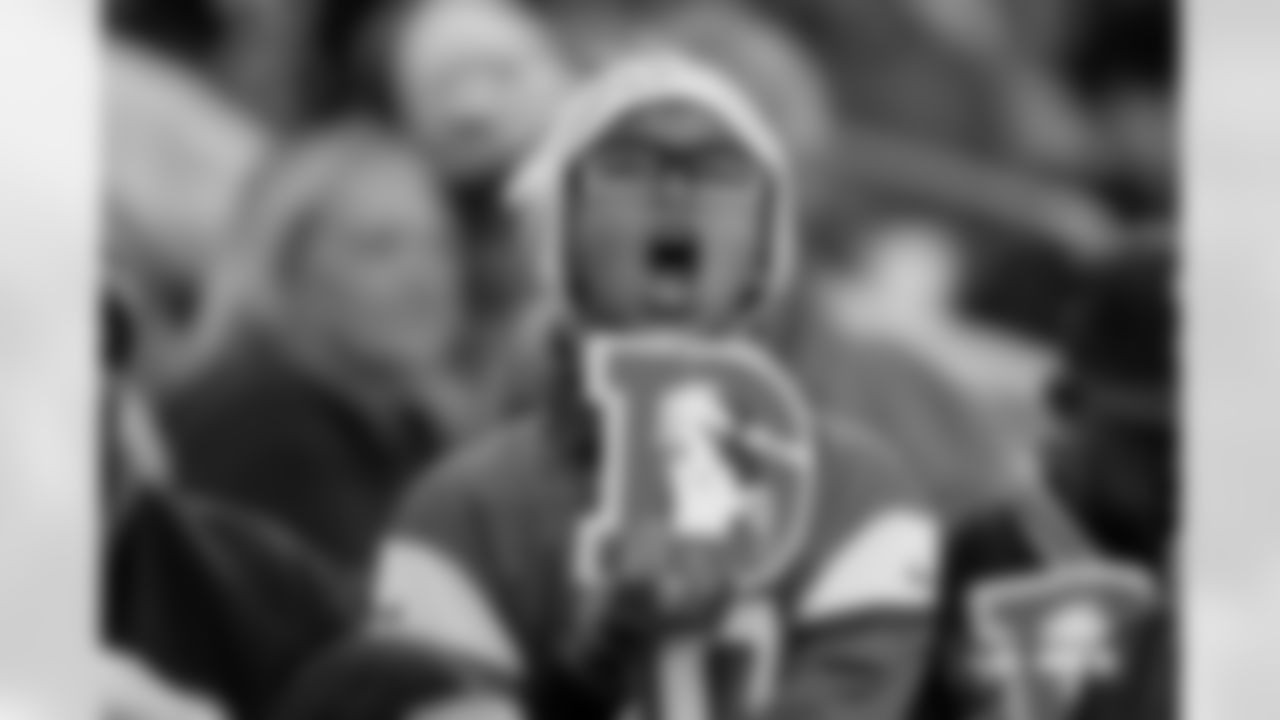 Fans yell during the Broncos' Week 18 game against the Los Angeles Chargers at Empower Field at Mile High in Denver, Colorado on January 4, 2026. Photo by Ben Swanson / Denver Broncos