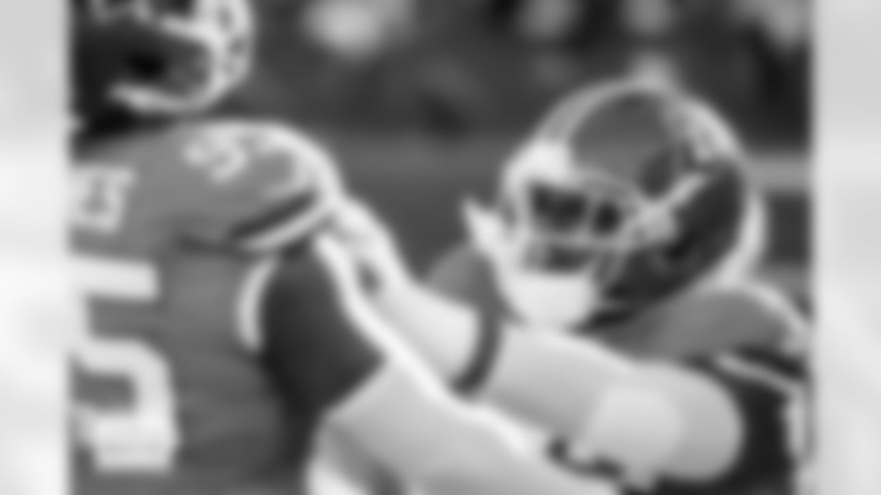 Malcolm Roach before the Broncos' Week 18 game against the Los Angeles Chargers at Empower Field at Mile High in Denver, Colorado on January 4, 2026. Photo by Ben Swanson / Denver Broncos