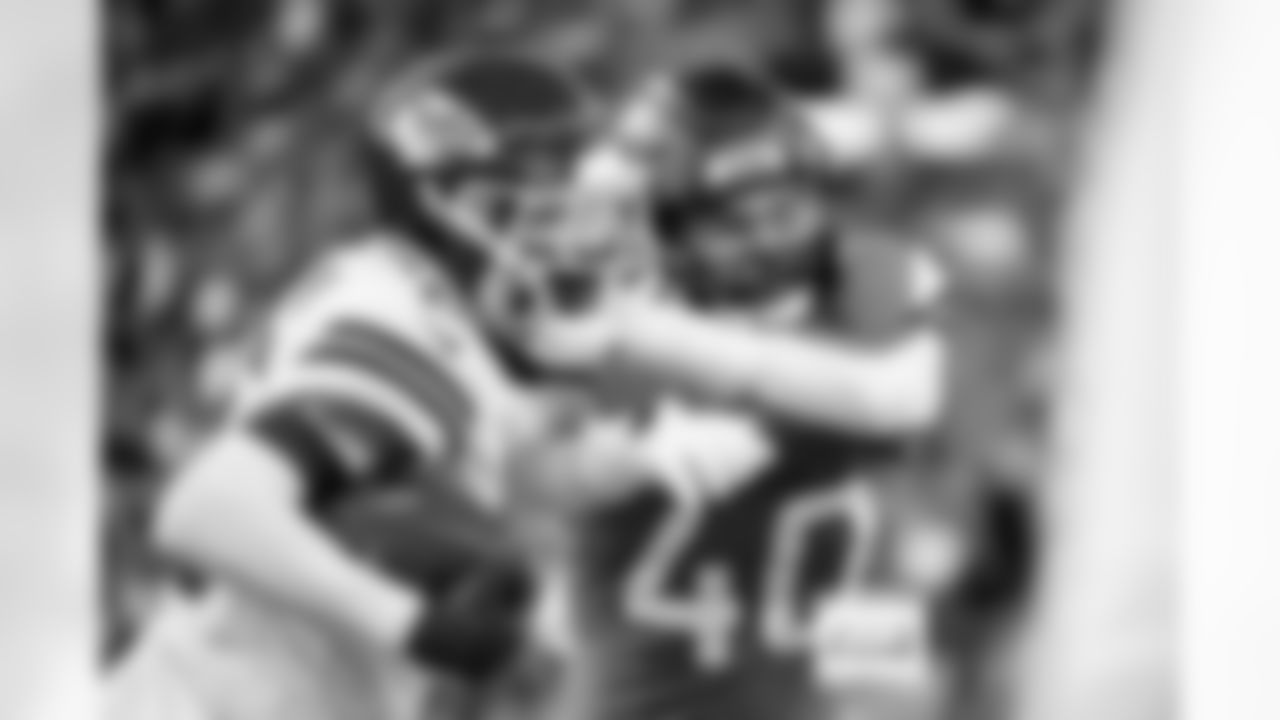 Denver Broncos linebacker Justin Strnad (40) hits Kansas City Chiefs wide receiver Hollywood Brown (5) during the Broncos' Week 11 game against the Kansas City Chiefs at Empower Field at Mile High in Denver, Colorado on November 16, 2025. Photo by Ben Swanson / Denver Broncos