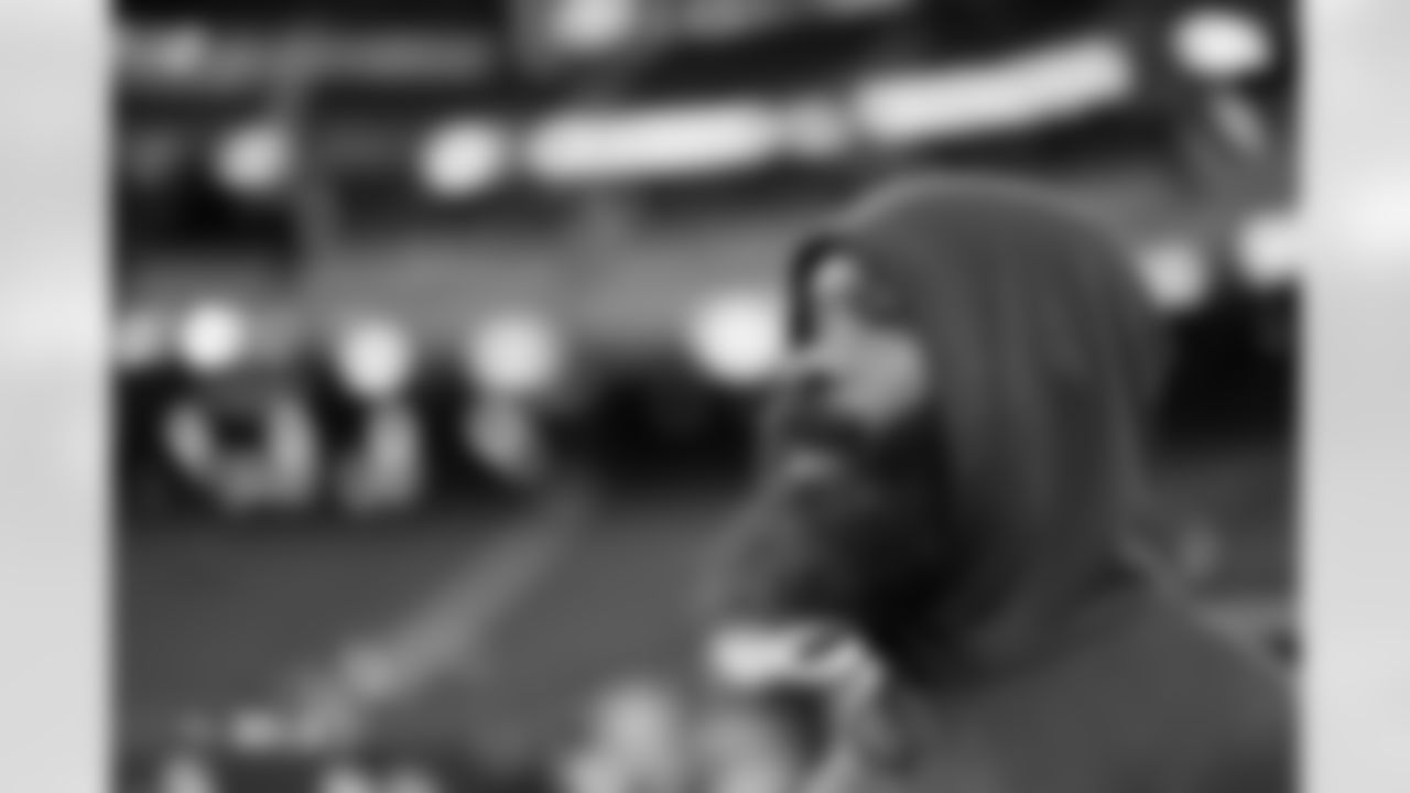 Samaje Perine during the Broncos' Week 18 game against the Las Vegas Raiders at Allegiant Stadium in Las Vegas, Nevada on January 7, 2024. Photo by Gabriel Christus / Denver Broncos