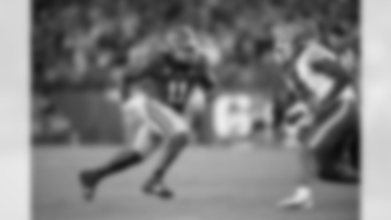 "The Broncos can use some extra punch to complement Nik Bonitto and newcomer Dre Greenlaw, and they should love Walker's explosive playmaking versatility under Vance Joseph." [Vinnie Iyer, The Sporting News, April 4]

(AP Photo/Phelan M. Ebenhack)