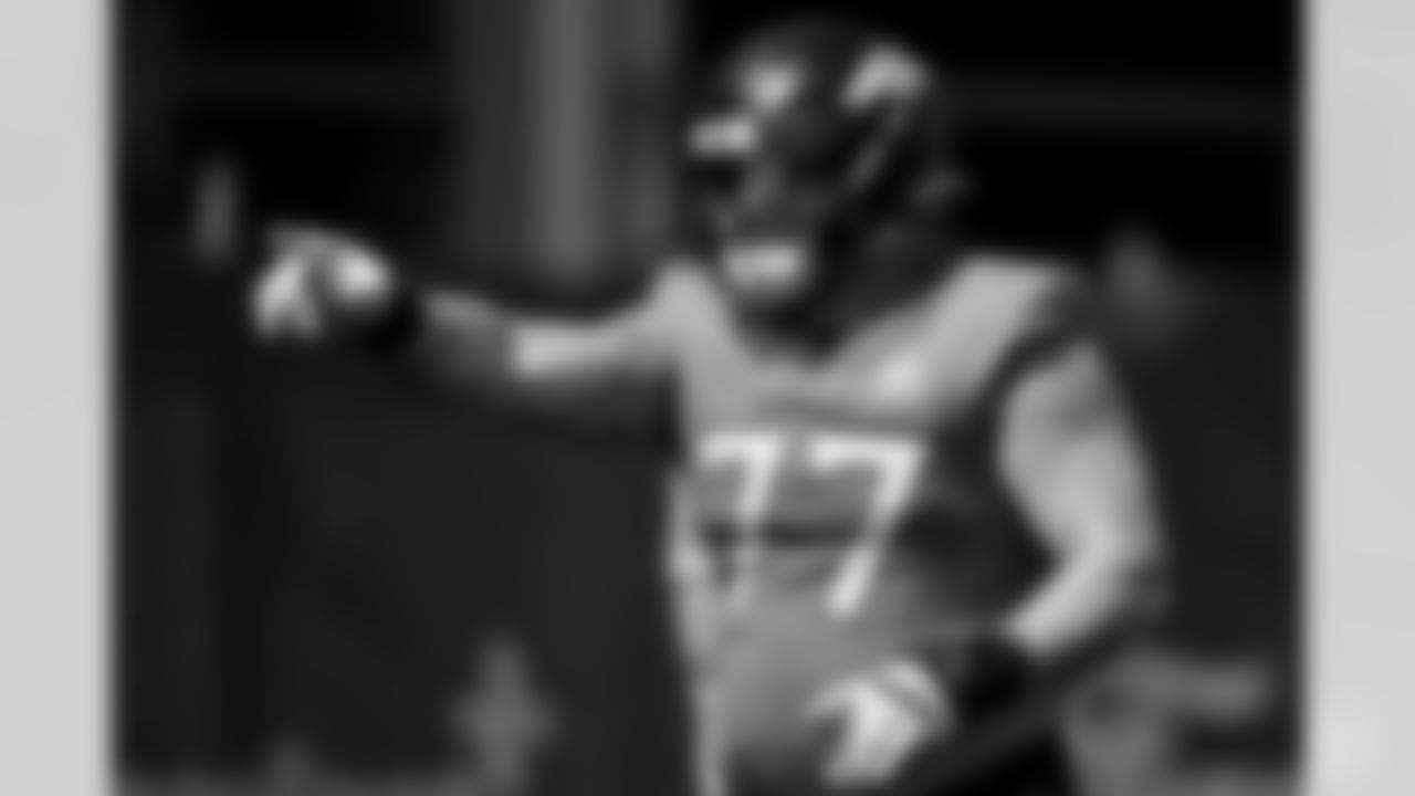 Quinn Meinerz during practice at Broncos Park Powered by CommonSpirit in Englewood, Colorado on September 4, 2025. Photo by Ben Swanson / Denver Broncos