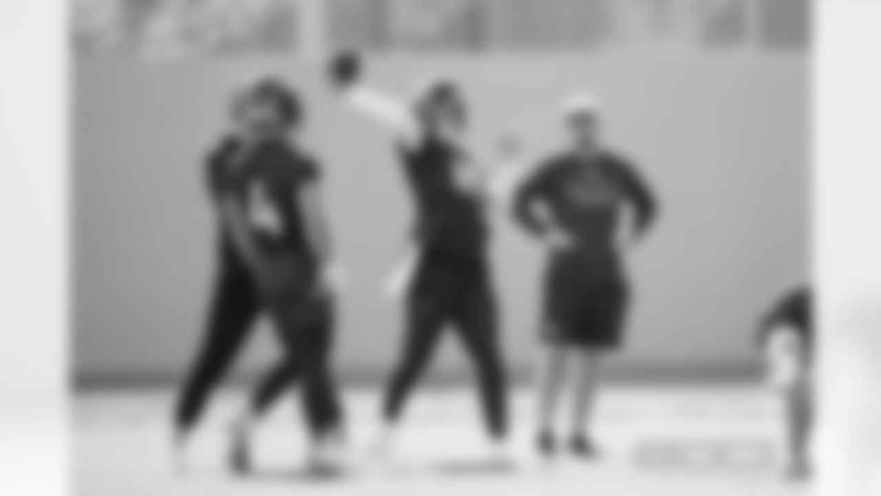 Bo Nix during practice at Broncos Park Powered by CommonSpirit in Englewood, Colorado on November 14, 2025. Photo by Ben Swanson / Denver Broncos