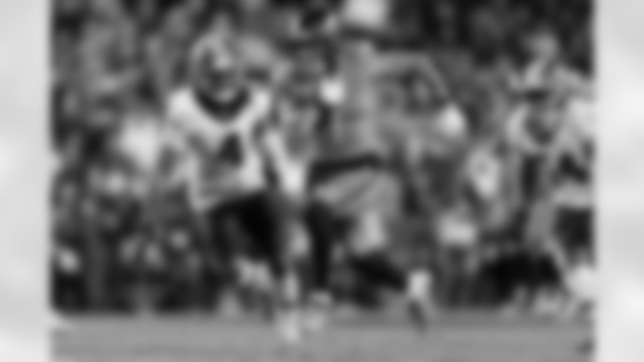 Denver Broncos tight end Evan Engram (1) runs with the ball during the Broncos' Week 13 game against the Washington Commanders at Northwest Stadium in Landover, Maryland on November 30, 2025. Photo by Gabriel Christus / Denver Broncos