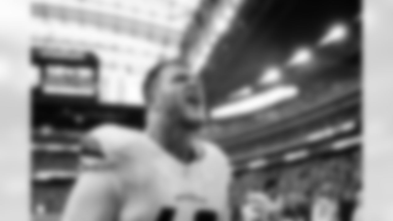 Denver Broncos offensive tackle Mike McGlinchey (69) reacts after the Broncos' Week 9 game against the Houston Texans at NRG Stadium in Houston, Texas on November 2, 2025. Photo by Ben Swanson / Denver Broncos