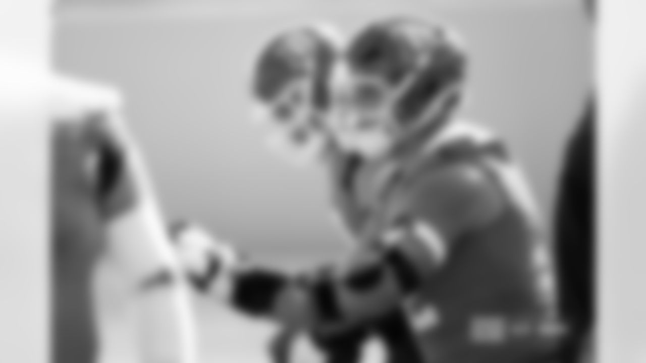 Garett Bolles during practice at Broncos Park Powered by CommonSpirit in Englewood, Colorado on October 3, 2024. Photo by Ben Swanson / Denver Broncos