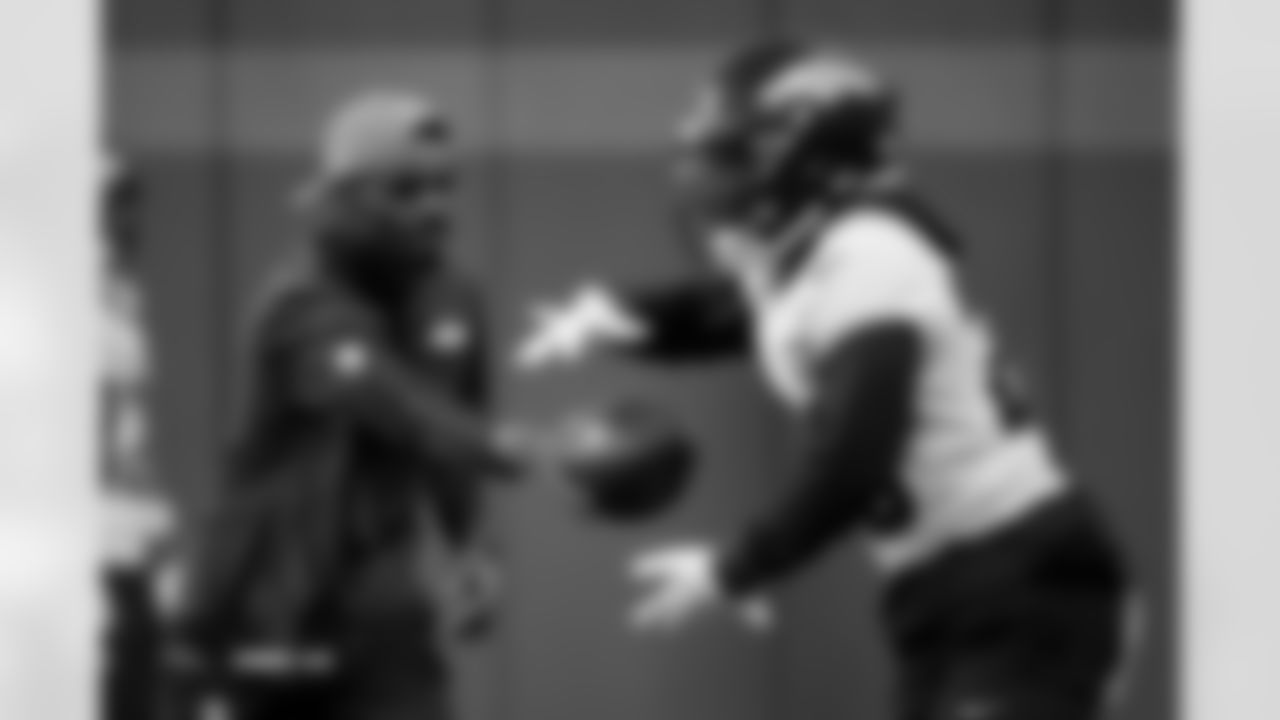 Jaleel McLaughlin during practice at Broncos Park Powered by CommonSpirit in Englewood, Colorado on December 4, 2025. Photo by Ben Swanson / Denver Broncos