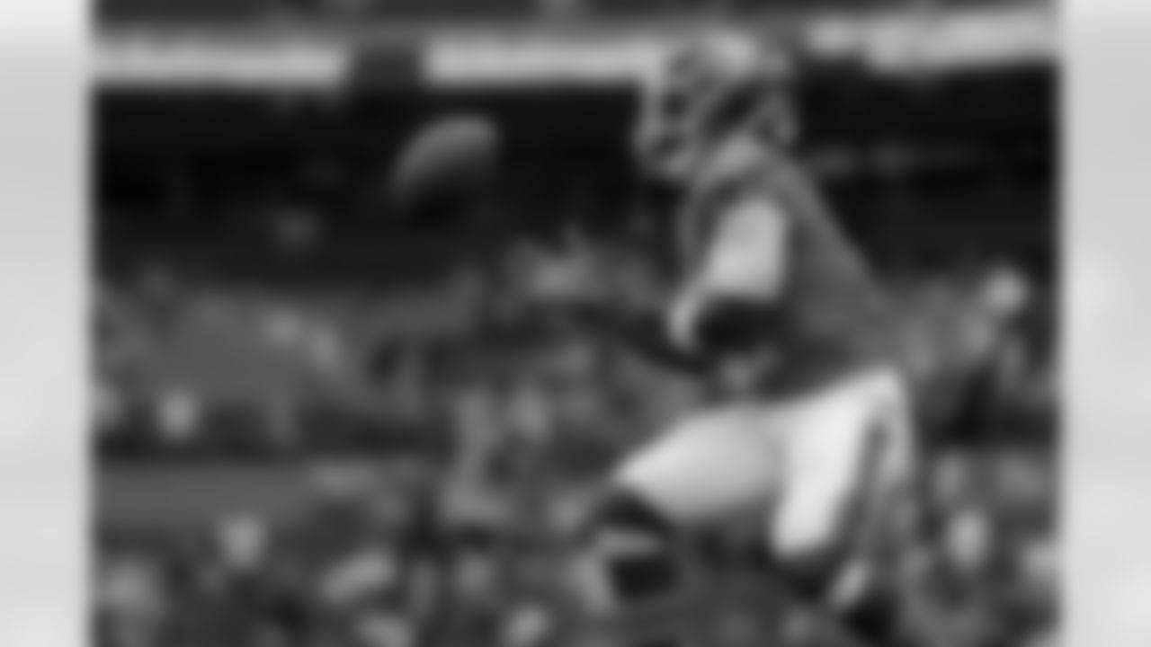 RJ Harvey before the Broncos' Week 8 game against the Dallas Cowboys at Empower Field at Mile High in Denver, Colorado on October 26, 2025. Photo by Ben Swanson / Denver Broncos