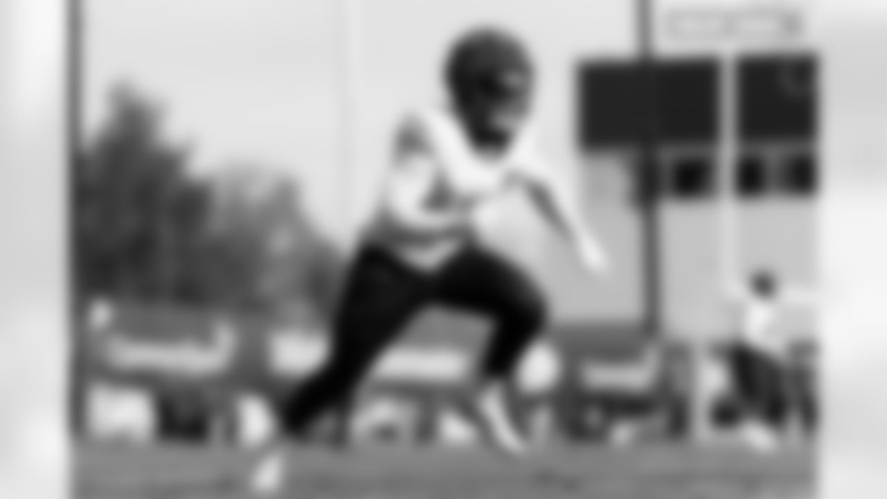 Jonathon Cooper during practice at Broncos Park Powered by CommonSpirit in Englewood, Colorado on January 13, 2026. Photo by Ben Swanson / Denver Broncos