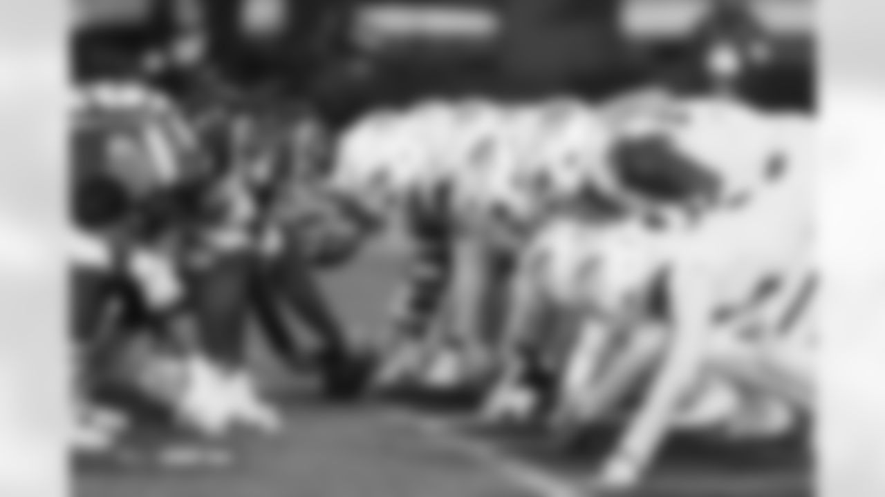 Players line up on the line of scrimmage during the Broncos' Week 17 game against the Kansas City Chiefs at GEHA Field at Arrowhead Stadium in Kansas City, Missouri on December 25, 2025. Photo by Ben Swanson / Denver Broncos