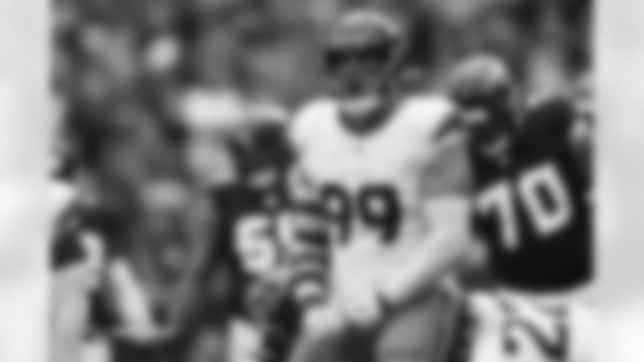 Zach Allen (99) during the Broncos' Week 9 game against the Houston Texans at NRG Stadium in Houston, Texas on November 2, 2025. Photo by Gabriel Christus / Denver Broncos