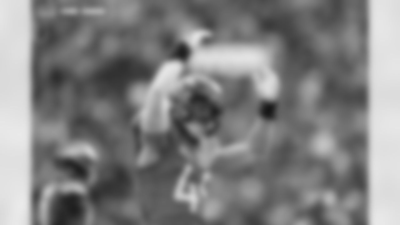 Alex Singleton (49) during the AFC Championship Game between the Denver Broncos and New England Patriots at Empower Field at Mile High in Denver, Colorado on January 25, 2026. Photo by Gabriel Christus / Denver Broncos