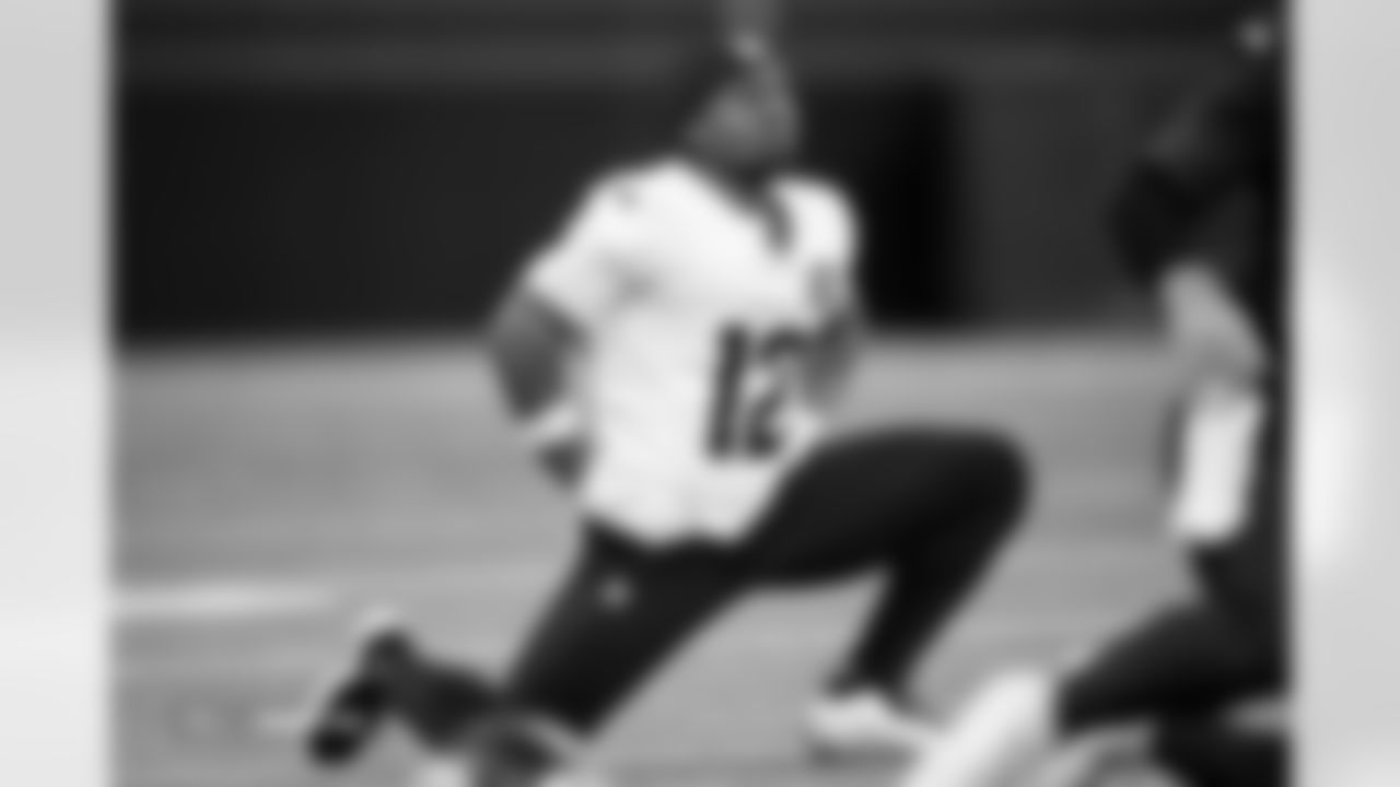 RJ Harvey during practice at Broncos Park Powered by CommonSpirit in Englewood, Colorado on December 5, 2025. Photo by Ben Swanson / Denver Broncos