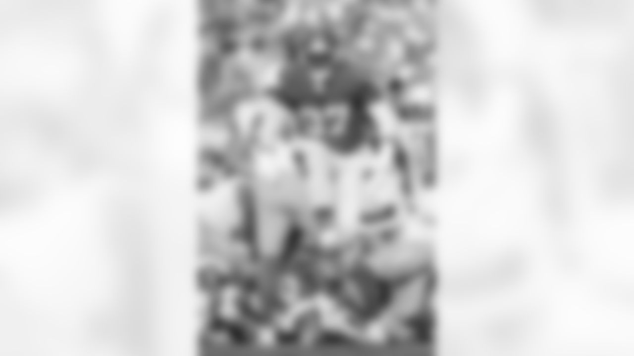 during the Broncos' Week 18 game against the Los Angeles Chargers at Empower Field at Mile High in Denver, Colorado on January 4, 2026. Photo by Ben Swanson / Denver Broncos