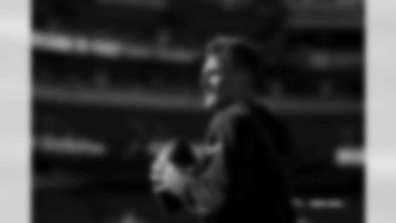 Bo Nix before the Broncos' Week 9 game against the Baltimore Ravens at M&T Bank Stadium in Baltimore, Maryland on November 3, 2024. Photo by Gabriel Christus / Denver Broncos