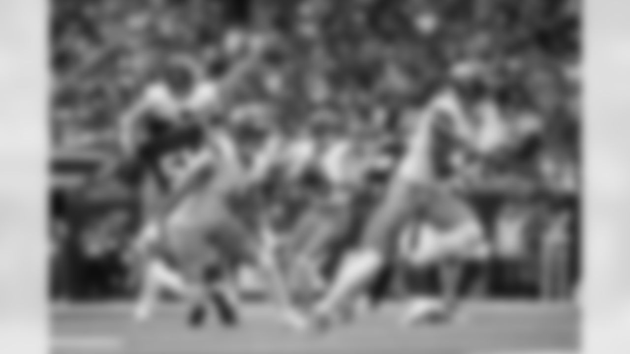 Denver Broncos quarterback Bo Nix (10) drops back to pass during the Broncos' Week 9 game against the Houston Texans at NRG Stadium in Houston, Texas on November 2, 2025. Photo by Gabriel Christus / Denver Broncos