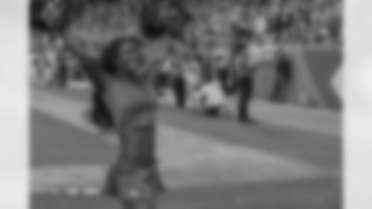 Denver Broncos Cheerleaders during the Broncos' Week 11 game against the Kansas City Chiefs at Empower Field at Mile High in Denver, Colorado on November 16, 2025. Photo by Paul Cloud / Denver Broncos