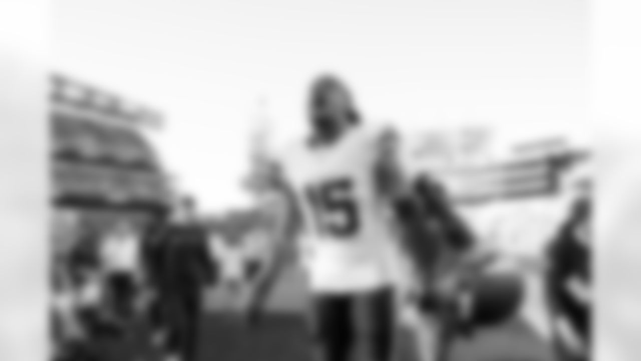 Denver Broncos linebacker Nik Bonitto (15) celebrates as he runs off the field after the Broncos' Week 5 game against the Philadelphia Eagles at Lincoln Financial Field in Philadelphia, Pennsylvania on October 5, 2025. Photo by Gabriel Christus / Denver Broncos