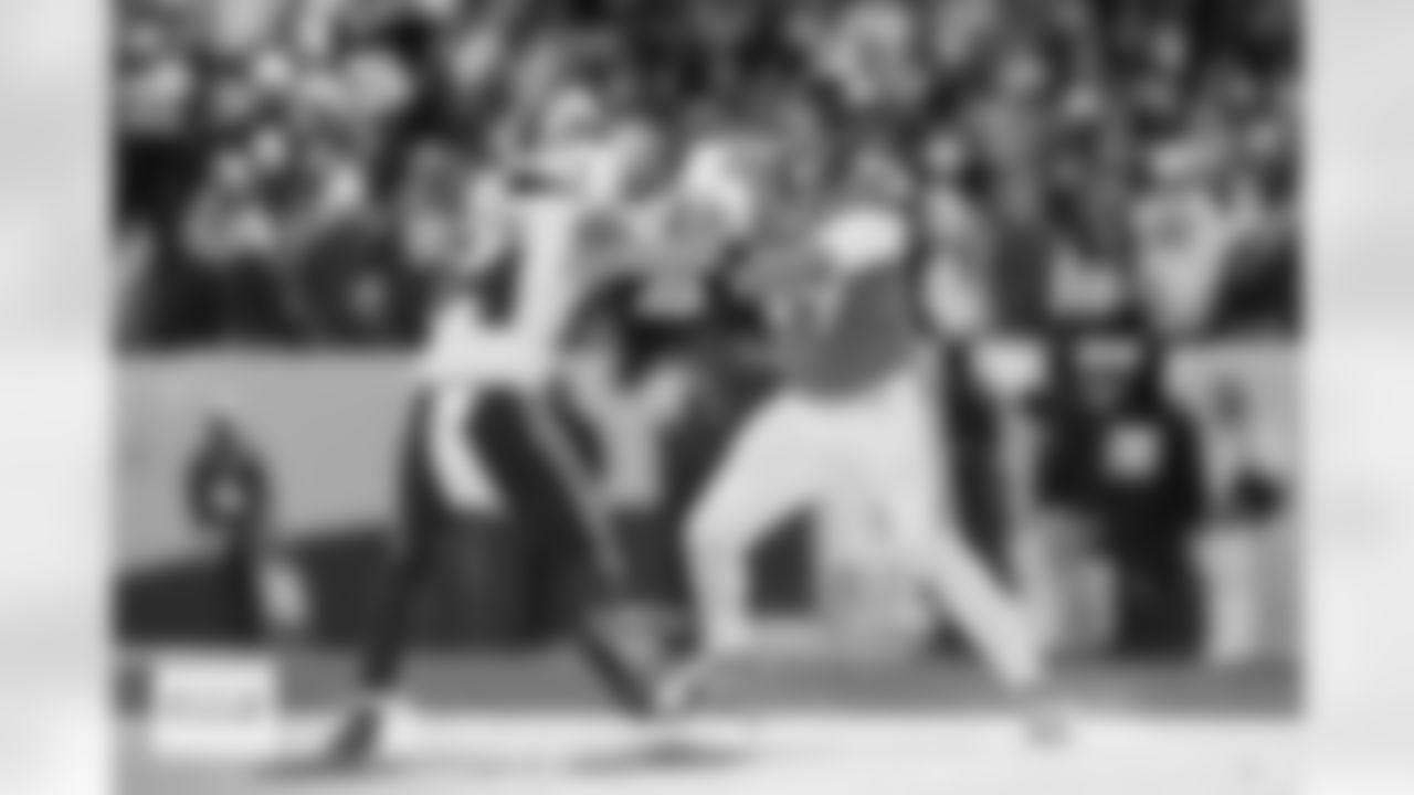 Denver Broncos offensive tackle Mike McGlinchey (69) blocks Buffalo Bills linebacker Baylon Spector (54) during the Broncos' Divisional Round playoff game against the Buffalo Bills at Empower Field at Mile High in Denver, Colorado on January 17, 2026. Photo by Ben Swanson / Denver Broncos