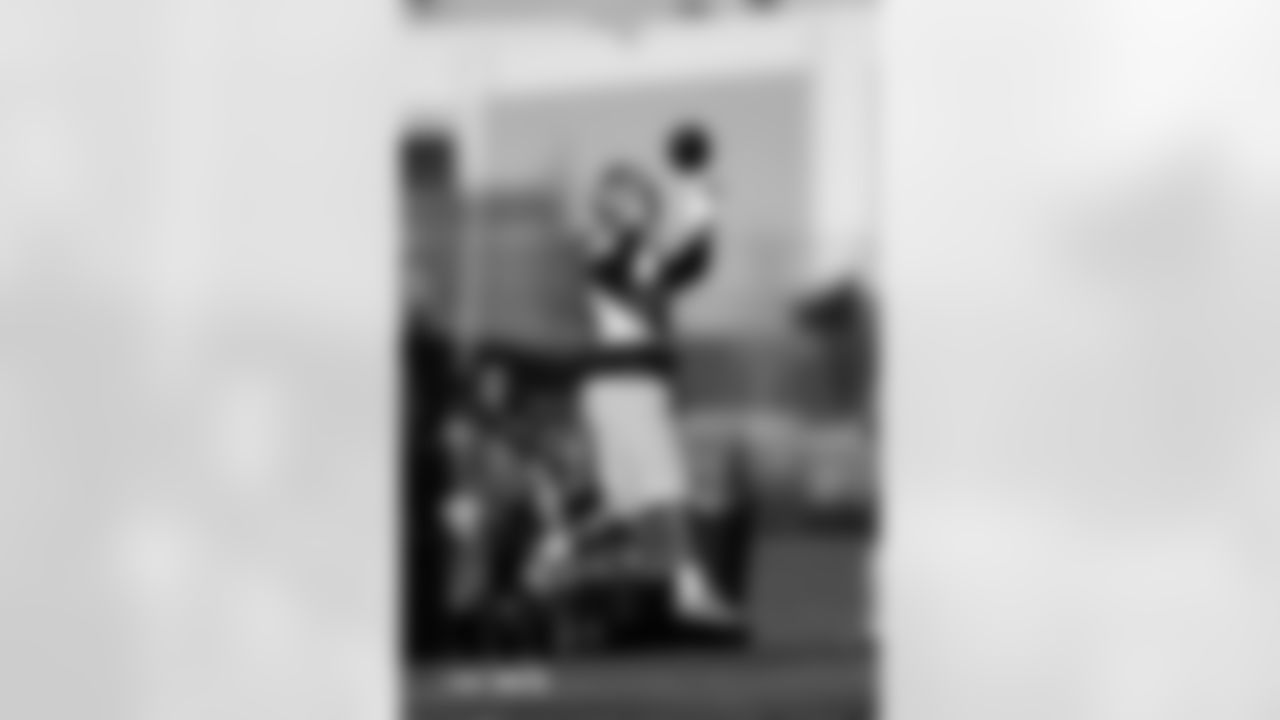 Pat Surtain II during practice at Broncos Park Powered by CommonSpirit in Englewood, Colorado on January 2, 2026. Photo by Ben Swanson / Denver Broncos