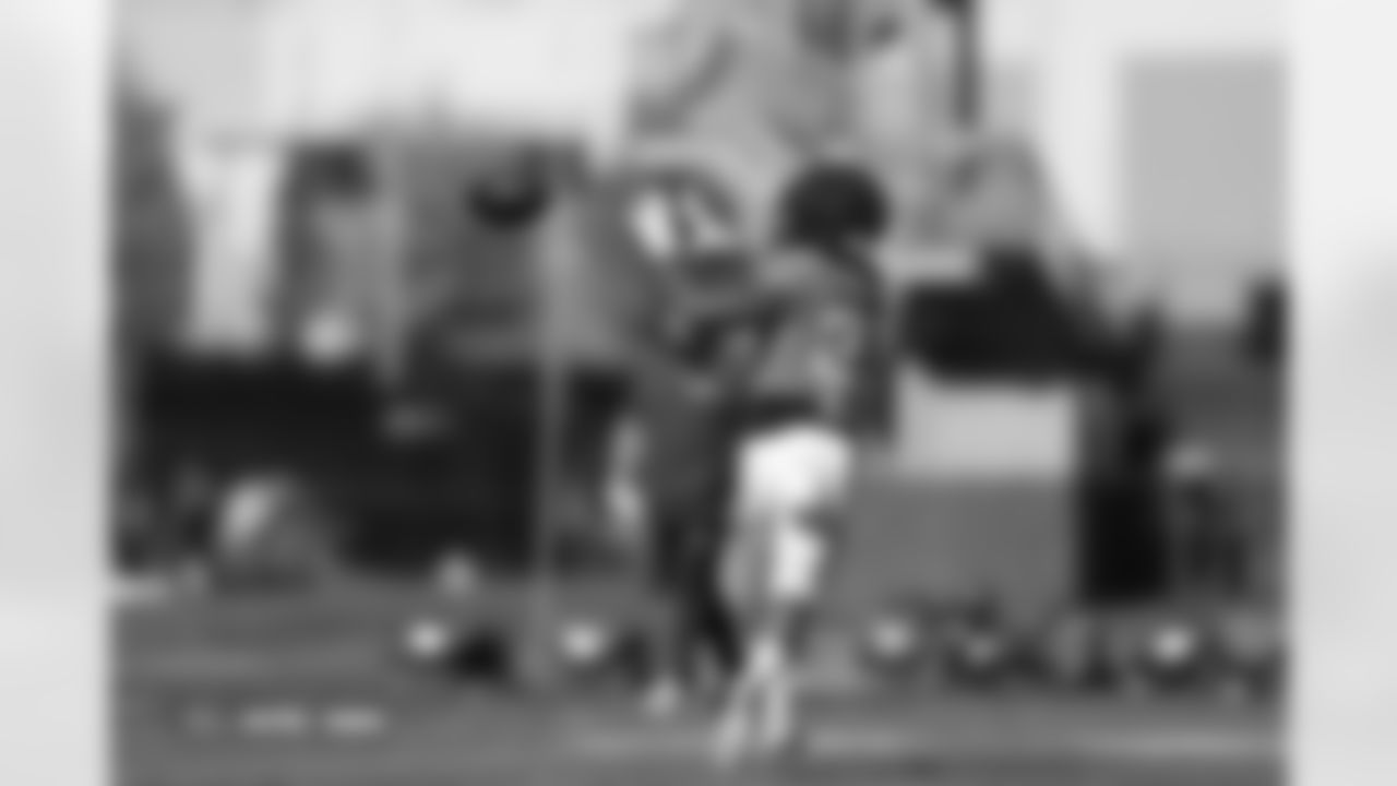 J.K. Dobbins during practice at Broncos Park Powered by CommonSpirit in Englewood, Colorado on October 16, 2025. Photo by Gabriel Christus / Denver Broncos