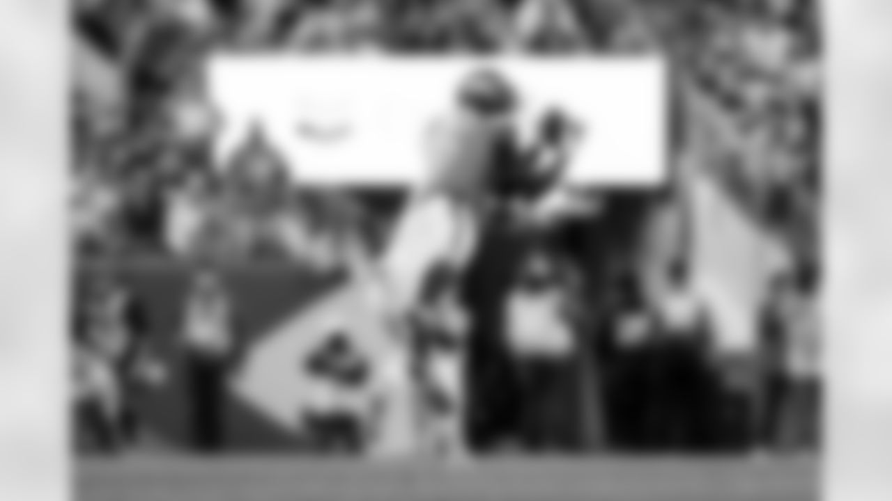 during the Broncos' Week 15 game against the Green Bay Packers at Empower Field at Mile High in Denver, Colorado on December 14, 2025. Photo by Gabriel Christus / Denver Broncos