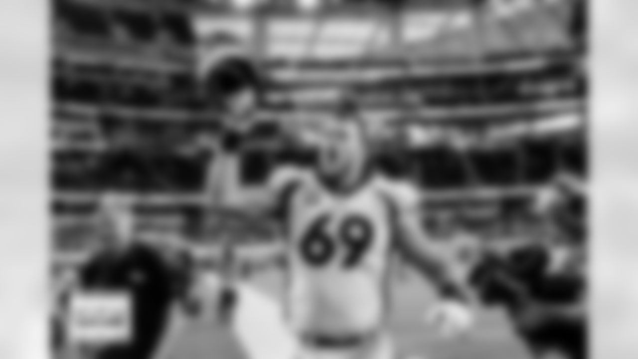 Mike McGlinchey during the Broncos' Week 14 game against the Los Angeles Chargers at SoFi Stadium in Inglewood, California on December 10, 2023. Photo by Ben Swanson / Denver Broncos