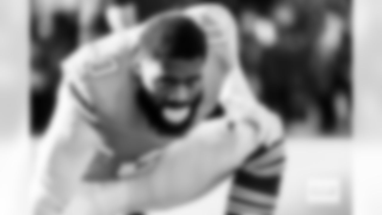 Jonathon Cooper before the Broncos' Week 18 game against the Los Angeles Chargers at Empower Field at Mile High in Denver, Colorado on January 4, 2026. Photo by Gavin Liddell / Denver Broncos