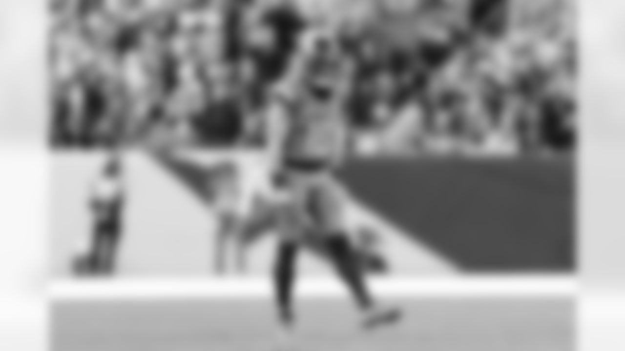Denver Broncos quarterback Bo Nix (10) celebrates after a touchdown pass during the Broncos' Week 16 game against the Jacksonville Jaguars at Empower Field at Mile High in Denver, Colorado on December 21, 2025. Photo by Ben Swanson / Denver Broncos