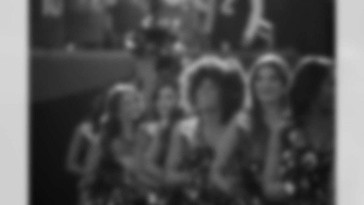 DBC Naomi during the Broncos' Week 15 game against the Green Bay Packers at Empower Field at Mile High in Denver, Colorado on December 14, 2025. Photo by Gabriel Christus / Denver Broncos