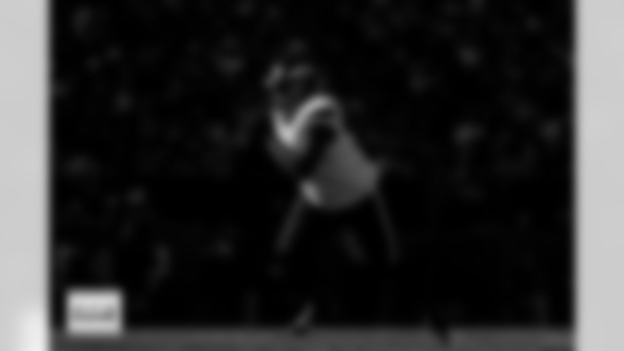 Denver Broncos defensive end Eyioma Uwazurike (96) runs at the start of the play during the Broncos' Week 5 game against the Philadelphia Eagles at Lincoln Financial Field in Philadelphia, Pennsylvania on October 5, 2025. Photo by Gabriel Christus / Denver Broncos