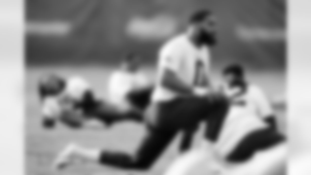 Jonathon Cooper during practice at Broncos Park Powered by CommonSpirit in Englewood, Colorado on December 23, 2025. Photo by Ben Swanson / Denver Broncos