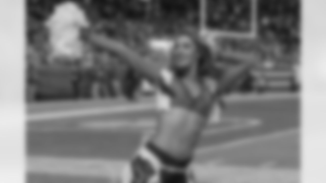 during the Broncos' Week 10 game against the Las Vegas Raiders at Empower Field at Mile High in Denver, Colorado on November 6, 2025. Photo by Paul Cloud / Denver Broncos